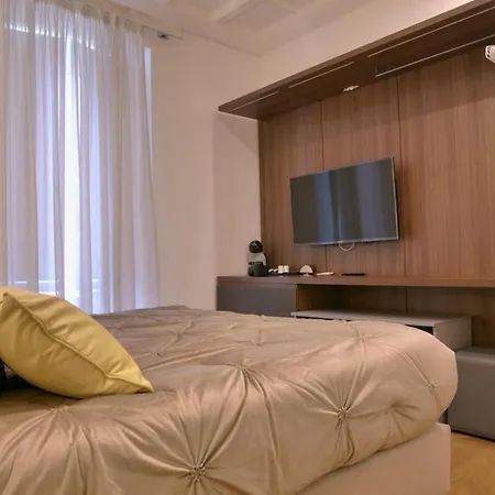 Ah Luxury Trevi 4*